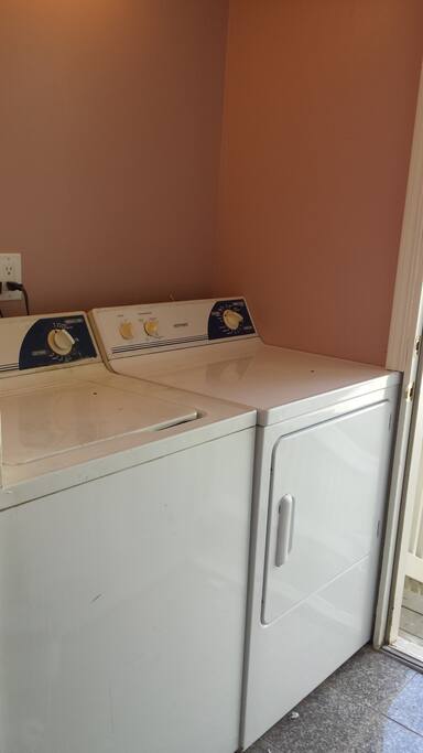 Laundry facility: washer/dryer