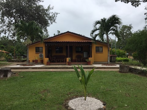 Villa Los Encinos