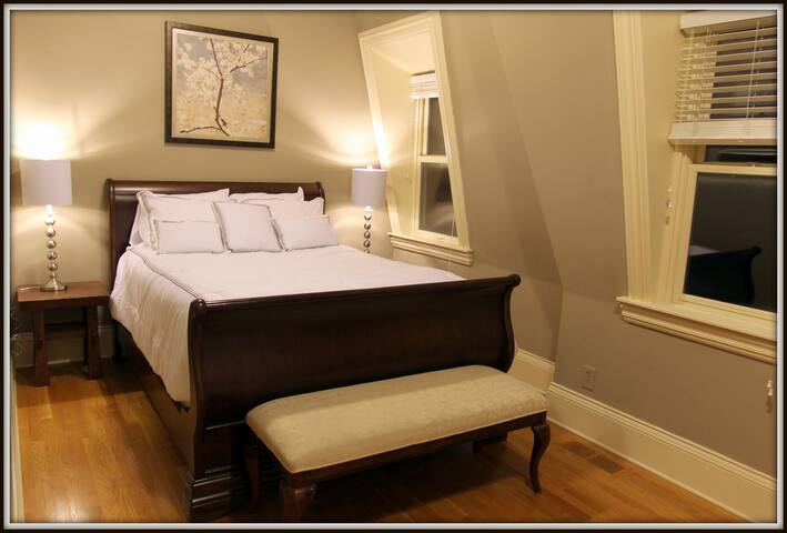 French 2nd Empire Mansion – Wedding HQ and 4 Baths gallery image 4