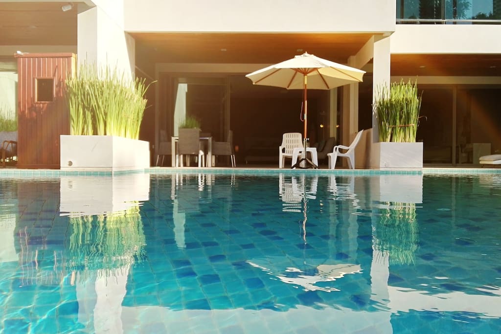 Beachfront Pool Access