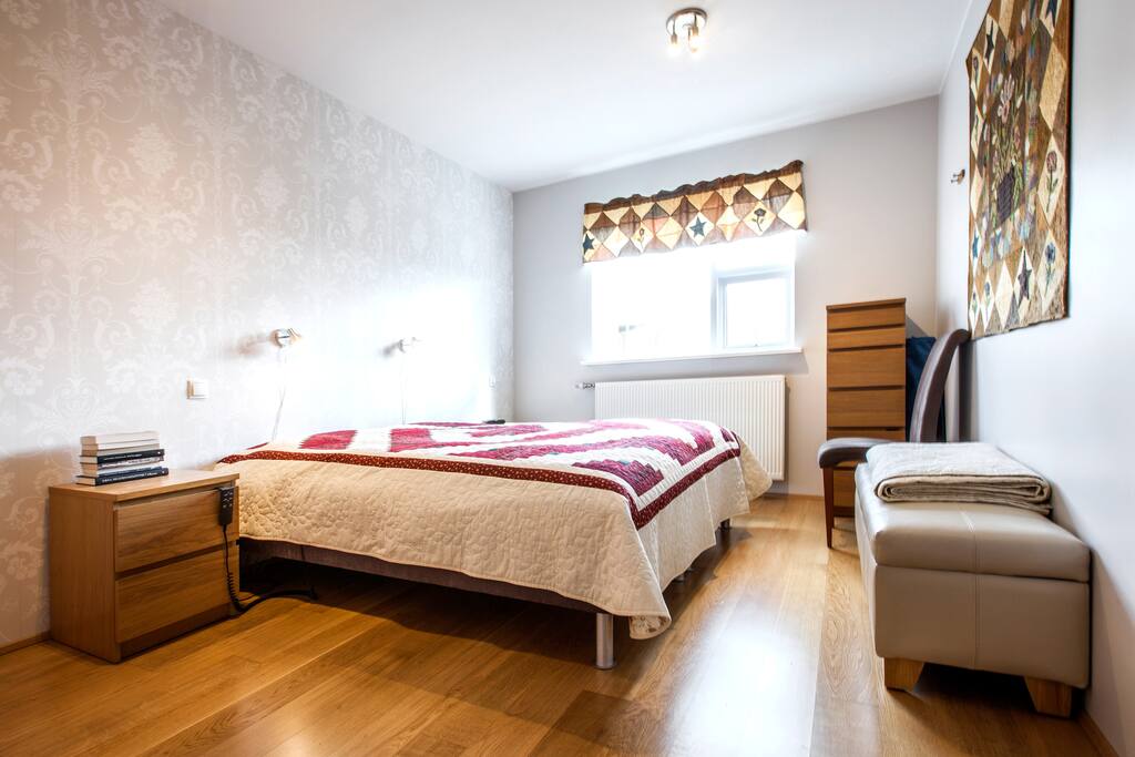 Bedroom #1