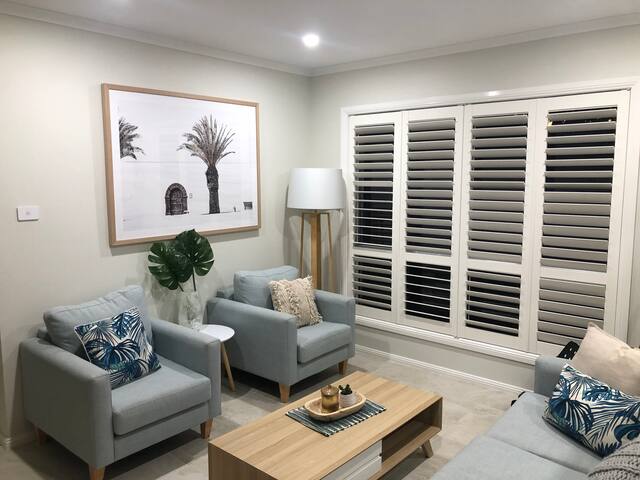 Spacious Resort Style Family Beach House gallery image 2