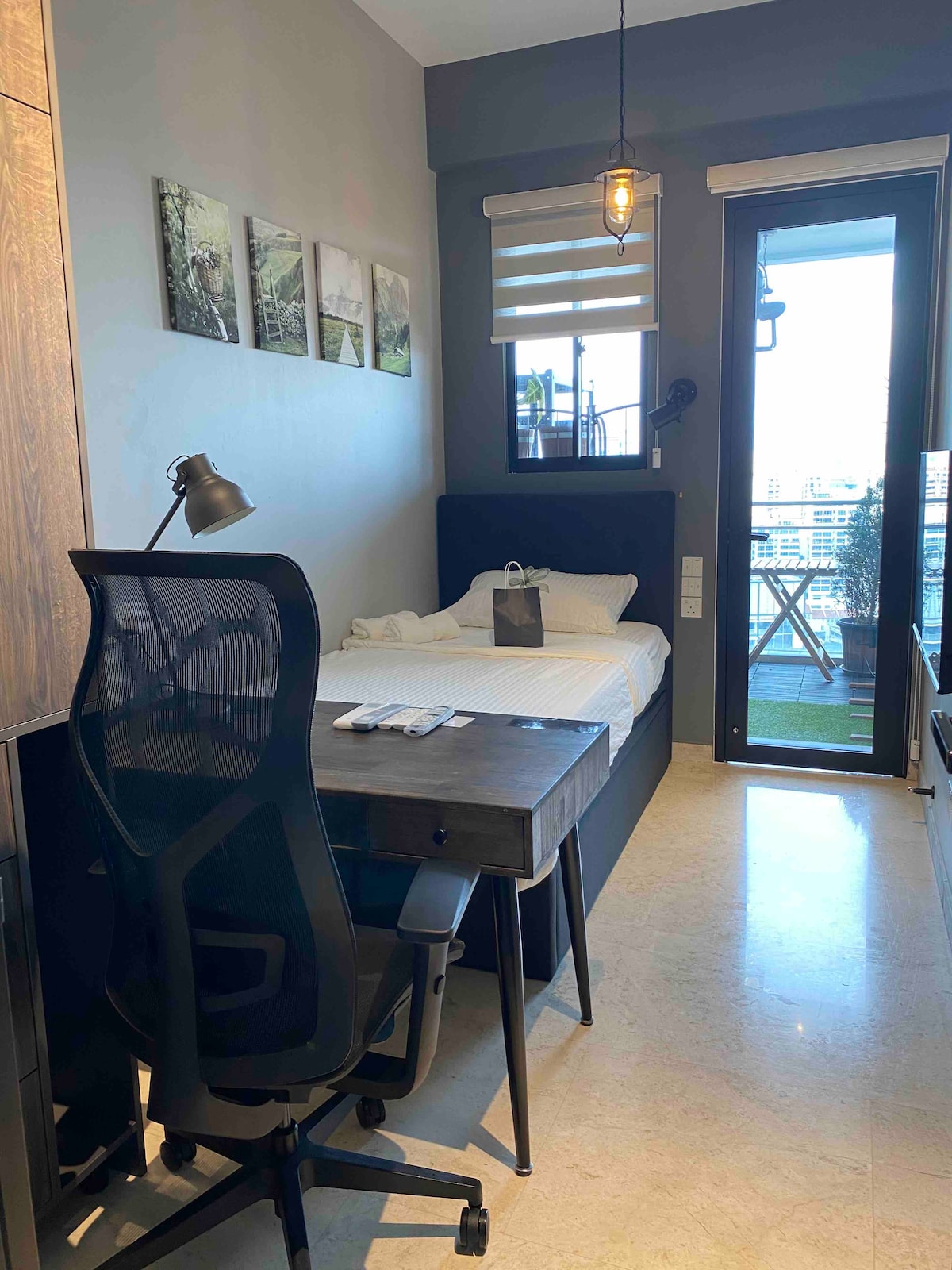 مكتب عمل وكرسي عالي الجودة