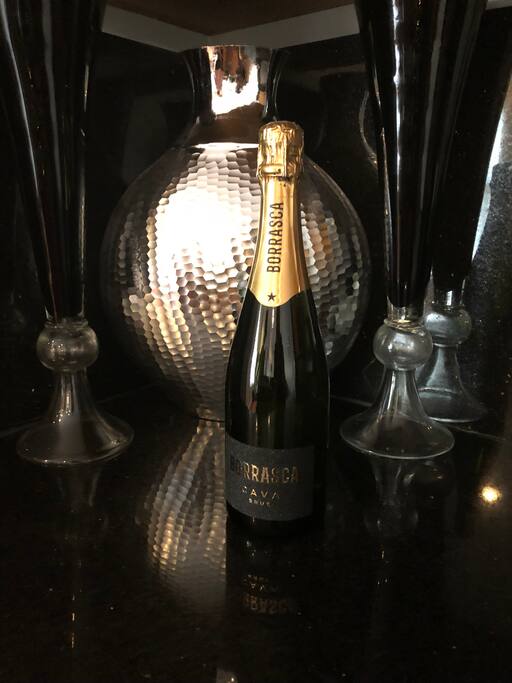 Complimentary Champagne for every guest