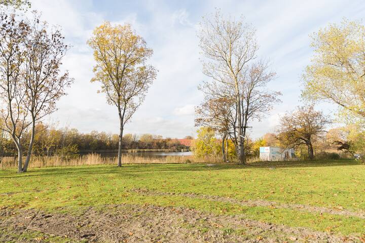 Charming, modern townhouse. gallery image 3