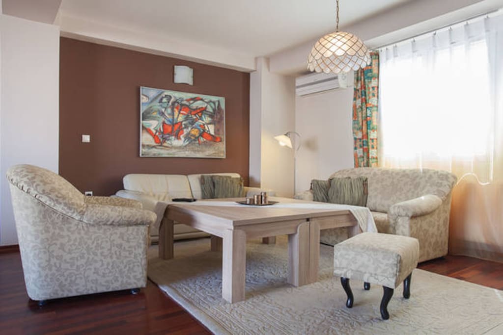 A big, warm and cozy living room.