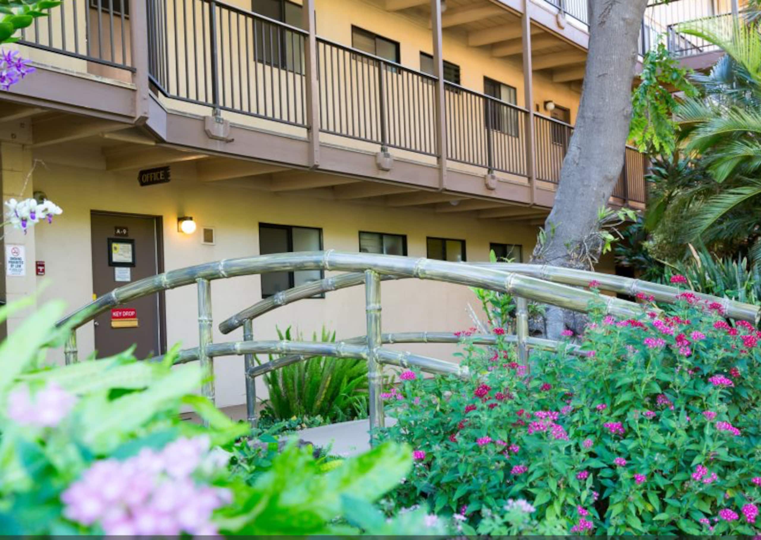 Condo in Wailuku · ★4.75 · 1 bedroom · 1 bed · 1 bath - Image 34