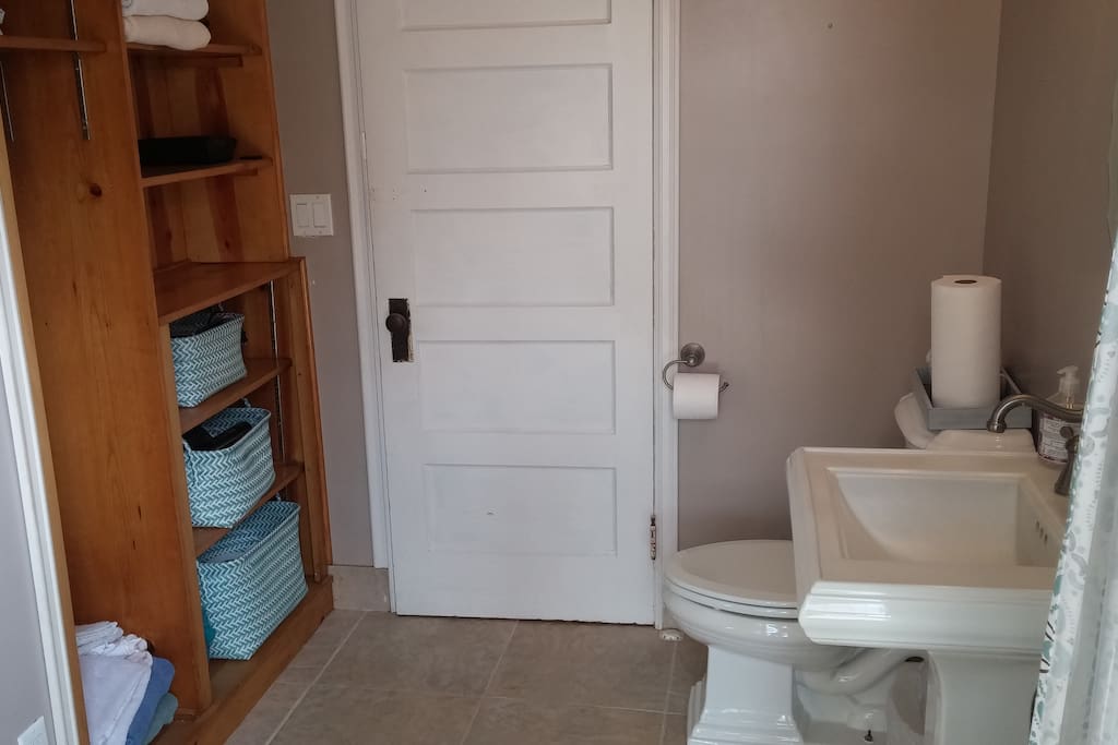 One bath. Shower only, no tub.