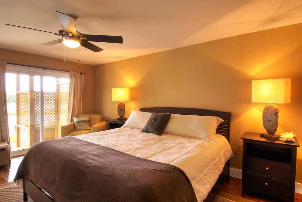Waterfront King Master Bedroom