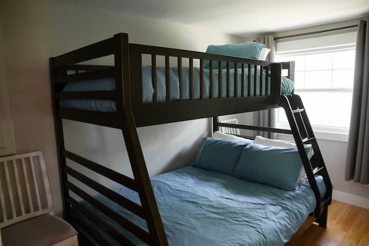 Bedroom 2/Chambre 2