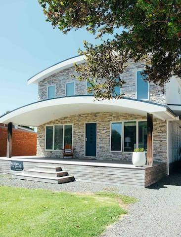 Restus on South ~ Coastal Luxury