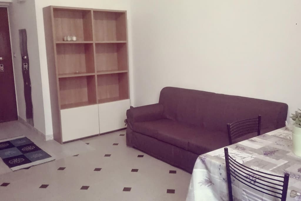 Cucina e ingresso