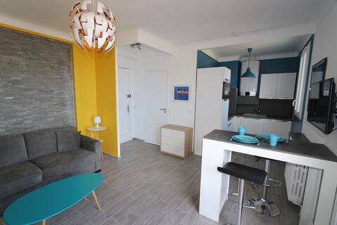 Popular Airbnb listing: STUDIO for 2 people near Monaco, sea view in Beausoleil