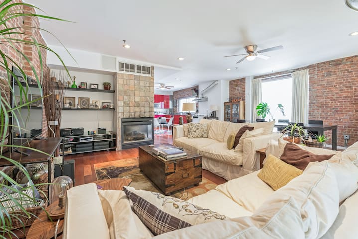 Airbnb Jersey City Vacation Rentals Places To Stay