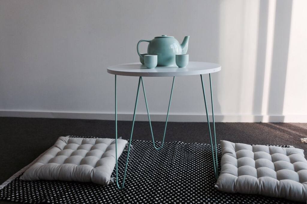 We love to make friends with you, so there is a chat space in the apartment