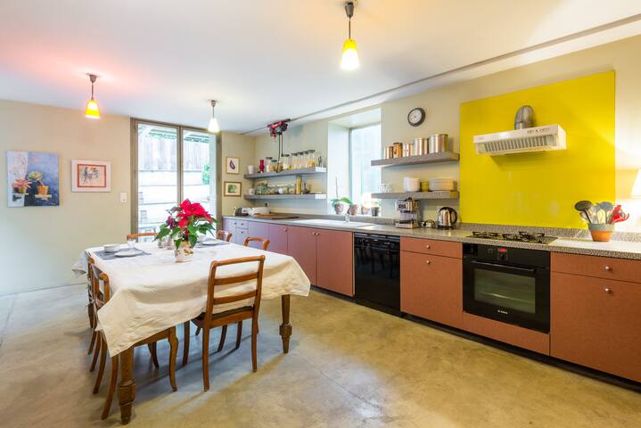 Loft 300 m2 with garden Old Town gallery image 5