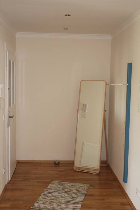 Garderobe mit Spiegel