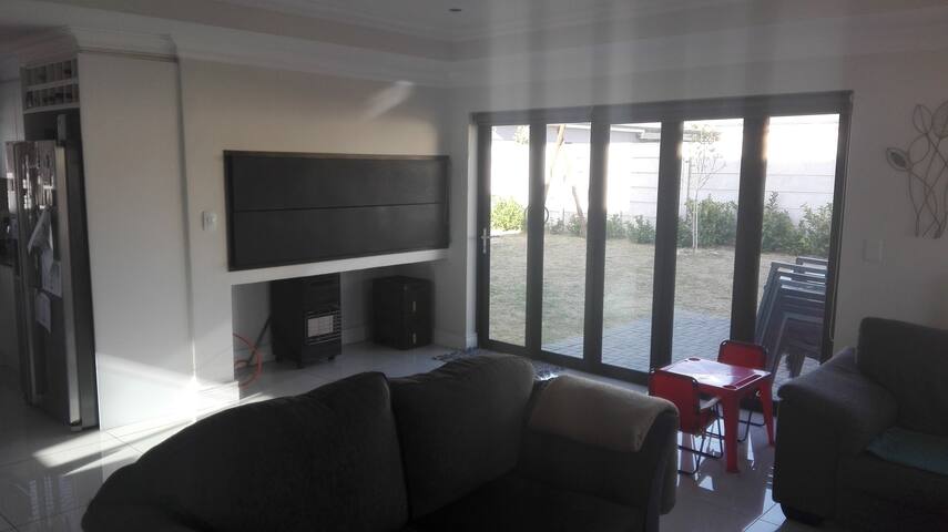 Entire family house for your next holiday. gallery image 3