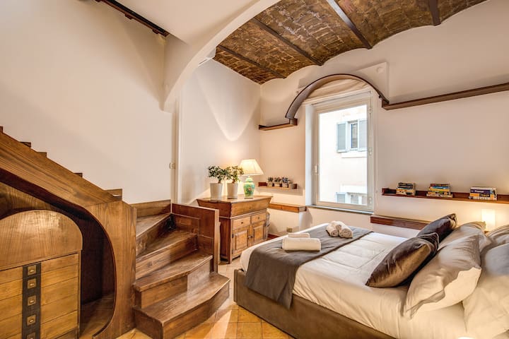 CASAWALLY SUPERIOR APARTMENT 3 LEVELS & TERRACE. gallery image 2