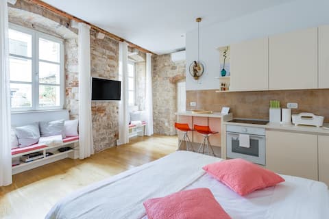 Enchanting Apartment in the Heart of Trogir