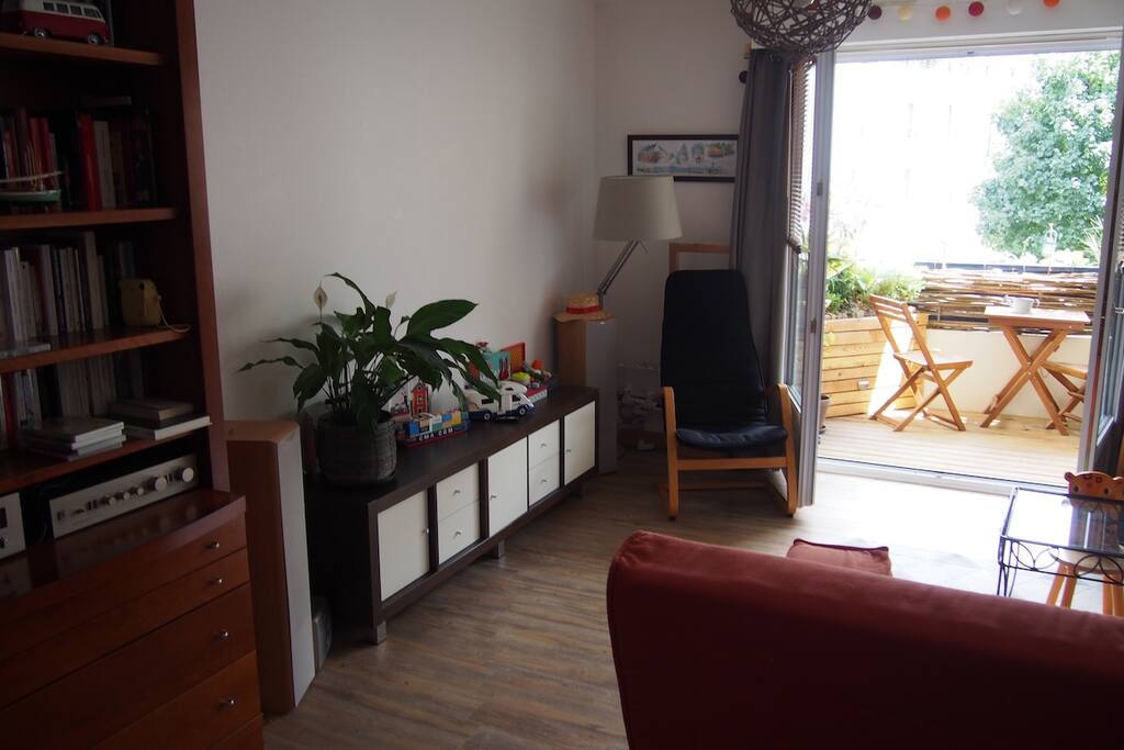 Salon II