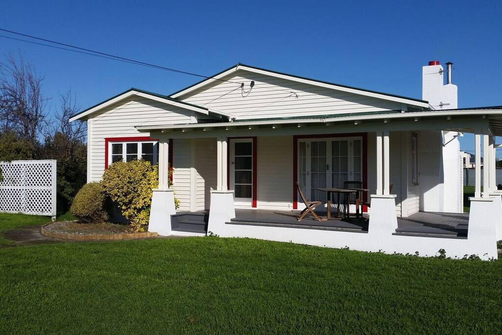 'Behind the Picket Fence' - Front View