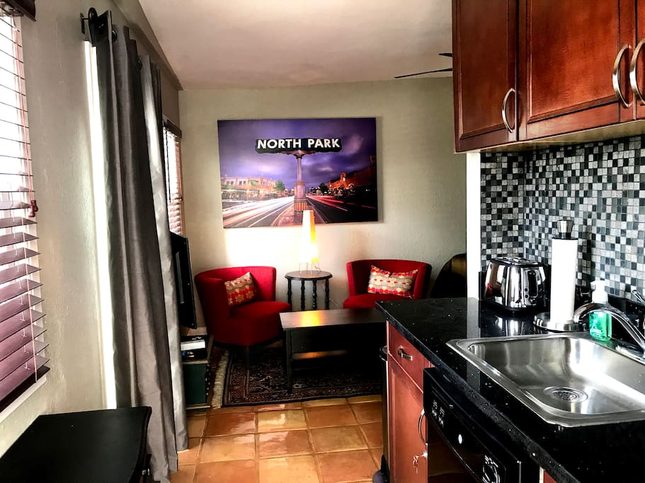 Newly renovated, our guesthouse is steps away from vibrant North Park nightlife, cool restaurants, and unique shopping.