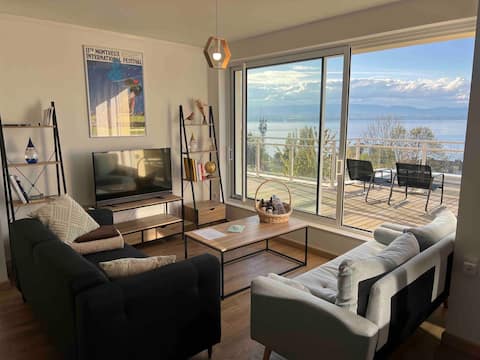 Evian Centre lake view and terrace