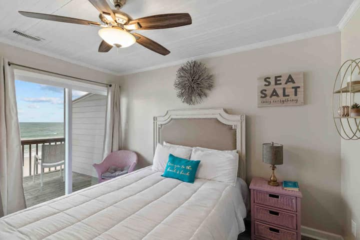 2nd floor bedroom with deck