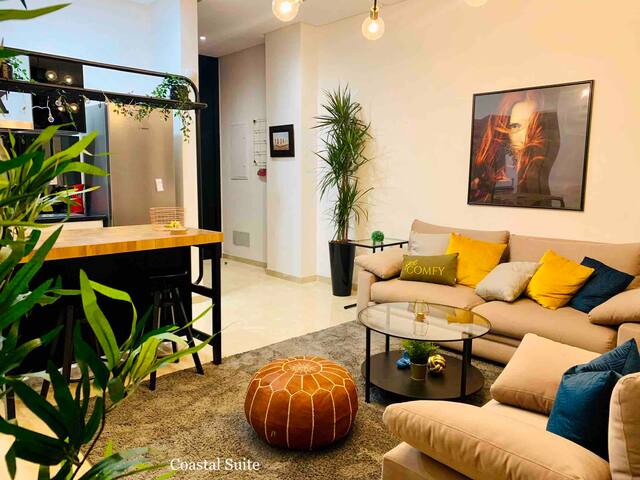 CENTRAL APPARTMENT AT THE MARINA -COASTAL SUITE