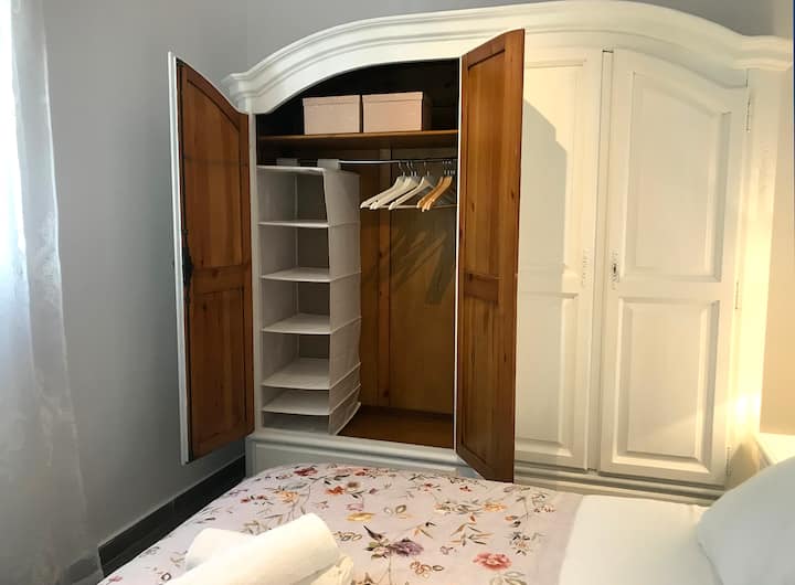 Armario del dormitorio principal.