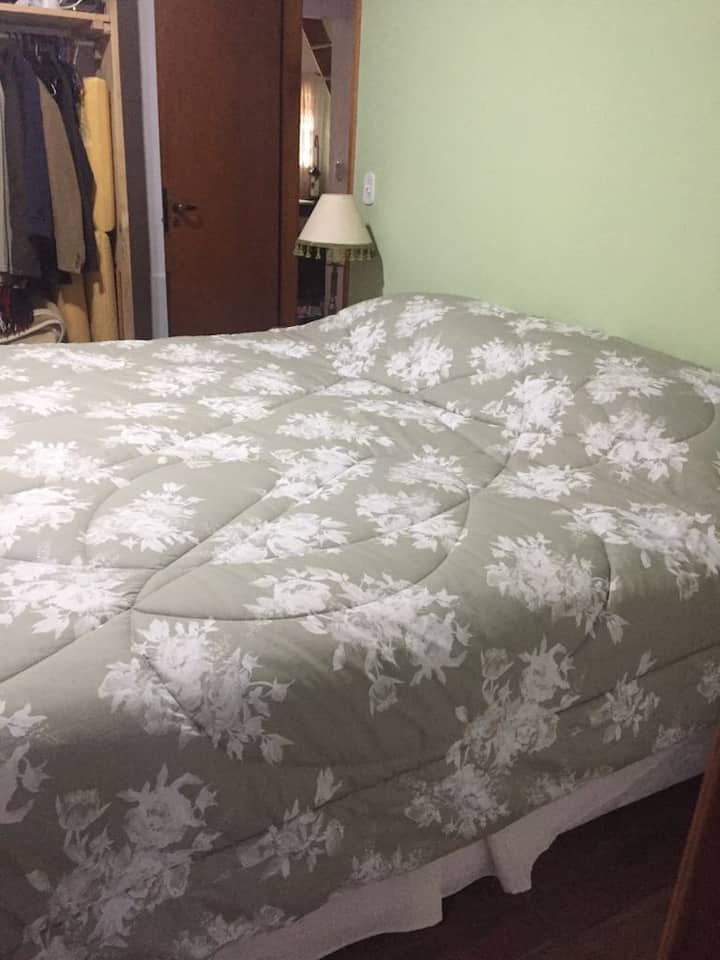 Glavni apartman - bračni krevet (širine 180 - 200 cm)