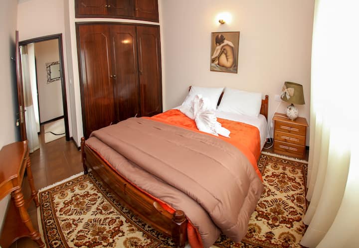 Seconda villa con camera da letto matrimoniale