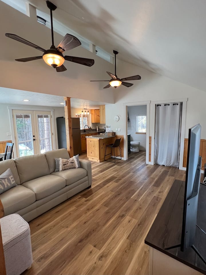 Cozy Cabin With Views And Quick Access To Lake - Detroit, OR