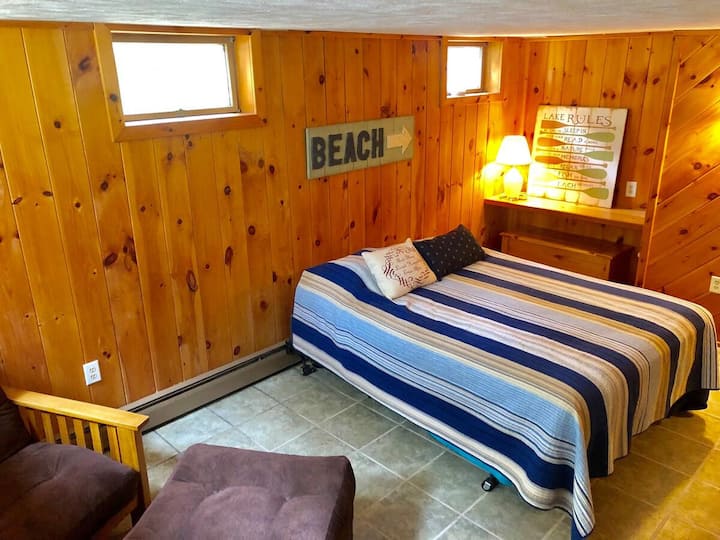 Cama de matrimonio en el sótano