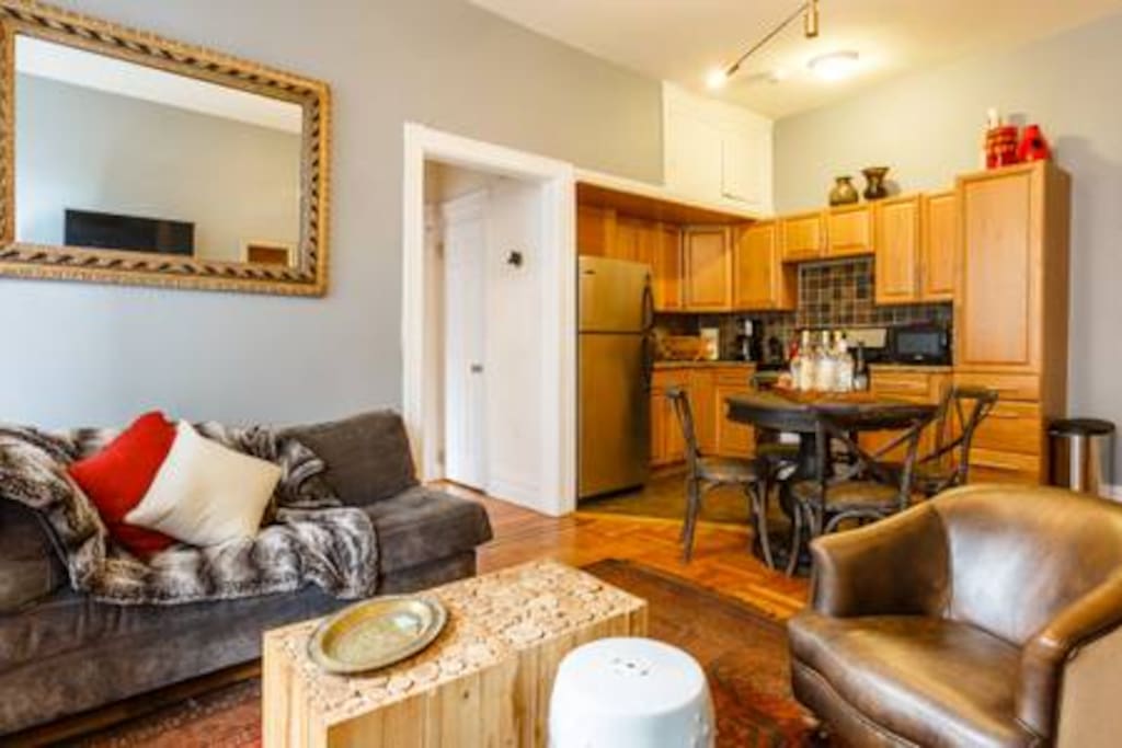 Living Room / Kitchen