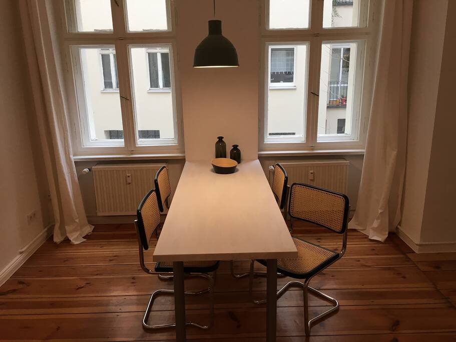 Zimmer 1: Essbereich