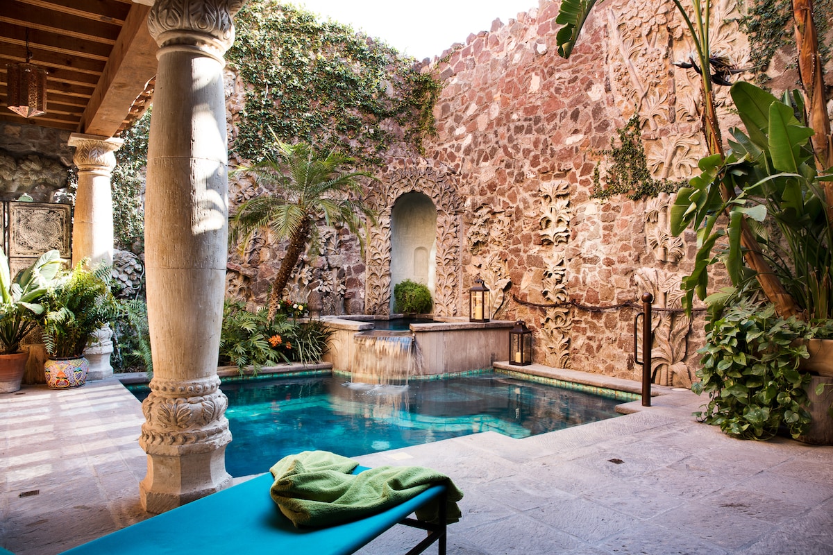 8BR Villa in San Miguel de Allende — 8 bedroom vacation rental in San Miguel de Allende