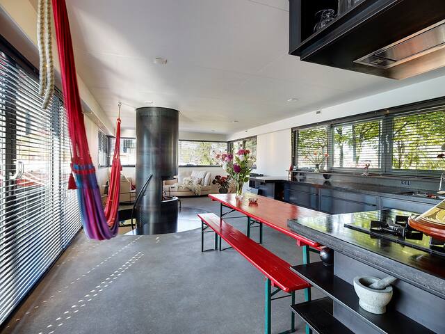 Amsterdam Special Watervilla gallery image 3