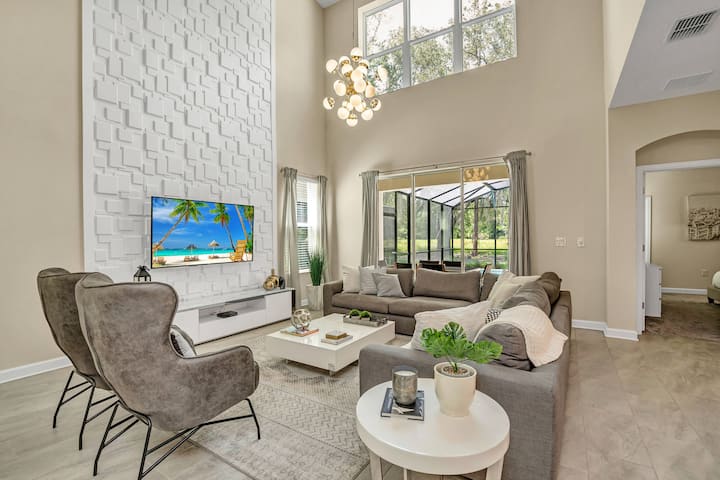 Amazing 5 Br House At Storey Lake W/pool!! (2010) - Kissimmee, FL