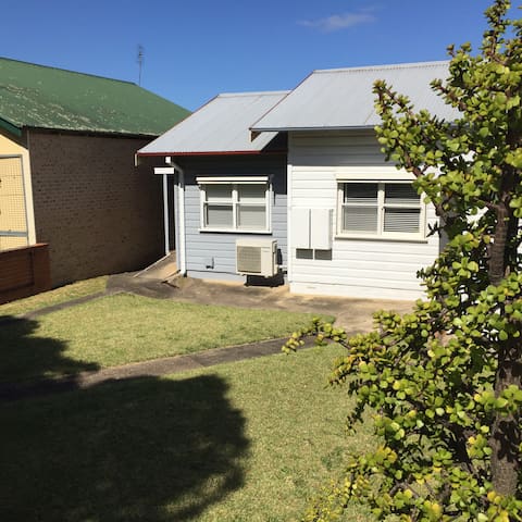 Airbnb Bomaderry Vacation Rentals Places To Stay New