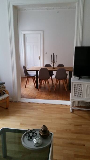 Wohnzimmer/ living room