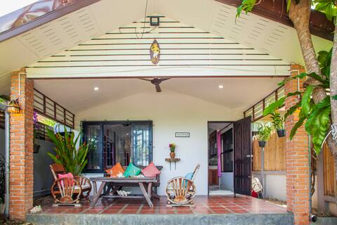 House 4 people sea view 100 m from the beach