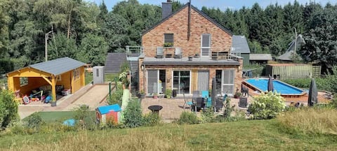 Popular Airbnb listing: "With ease at Fabienne and Bruno's" in Waimes