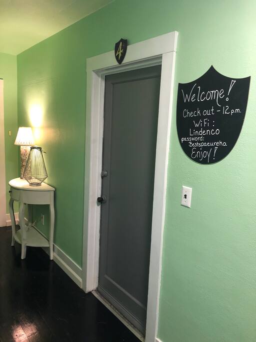 The building shares a common hallway with a total of 3 Apts. Apartment 4 is located as you enter the back stairs.