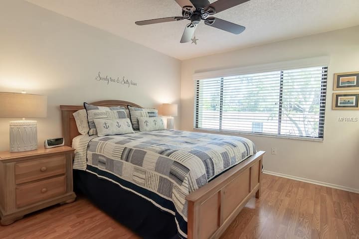 غرفة النوم 1