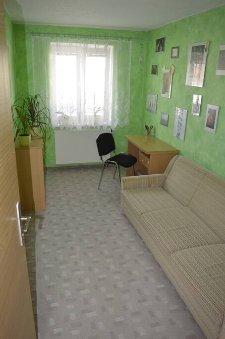 Room for rent / pokoj pro hosty