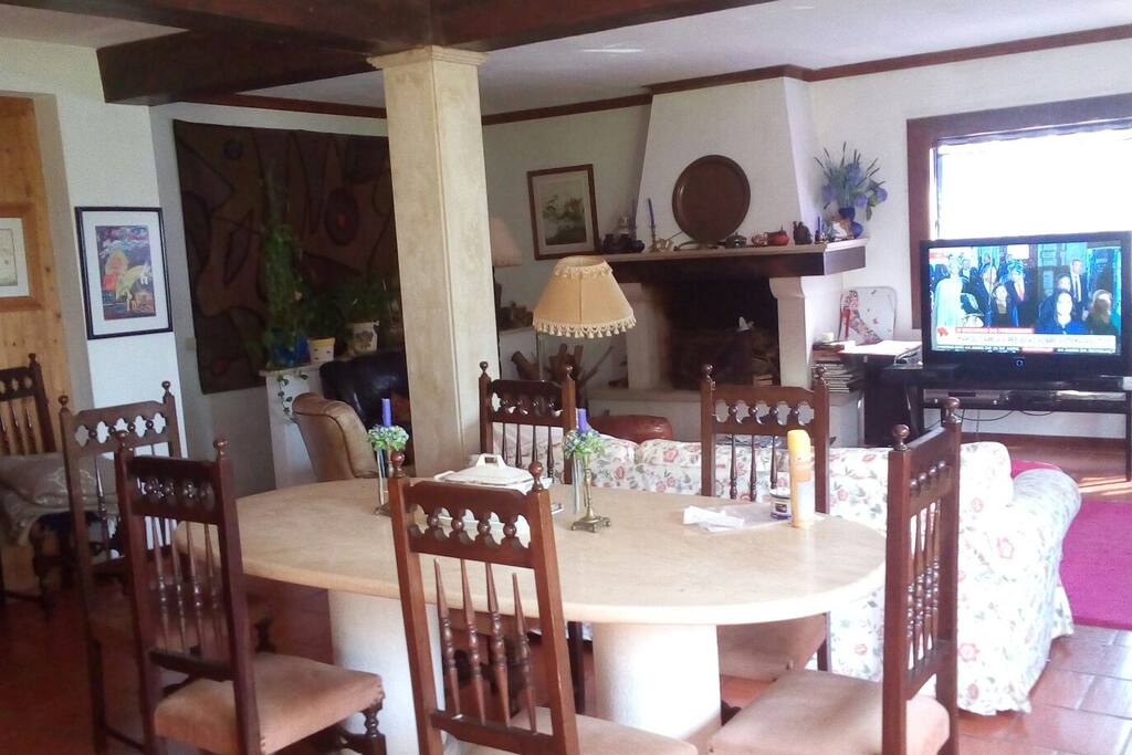 Salao de TV e convívio geral