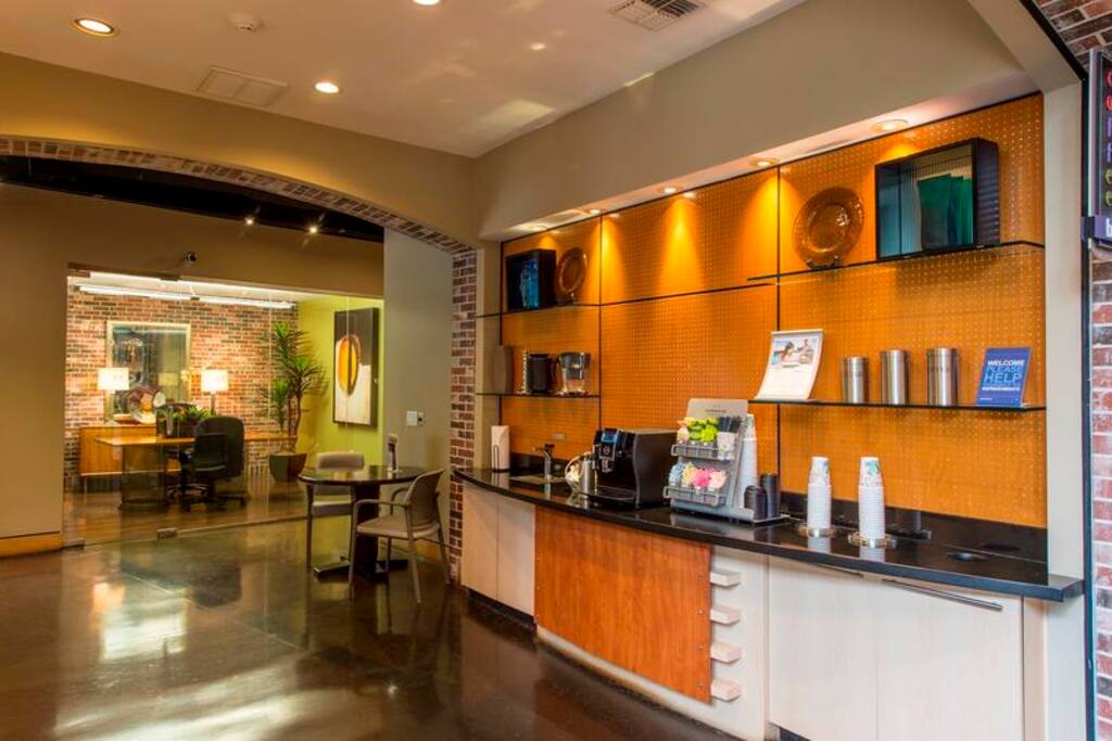 Free Coffee Bar