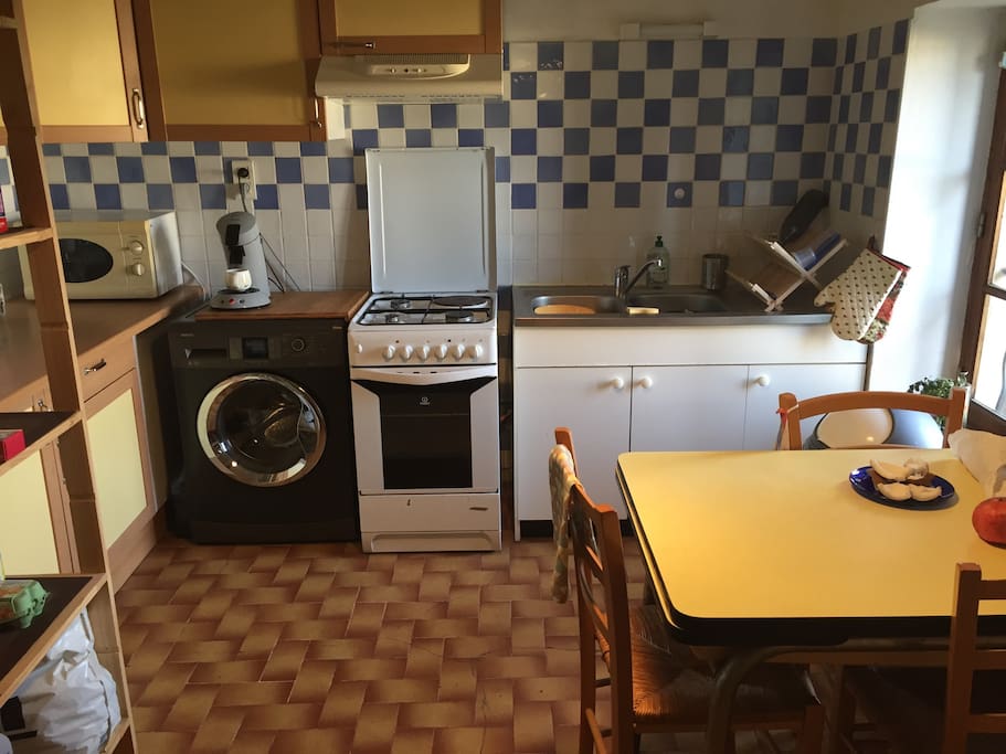 Tout l’équipement de la cuisine est à votre disposition.
